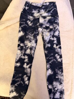 Fabletics Tie-Dye High-Waist Define Leggings